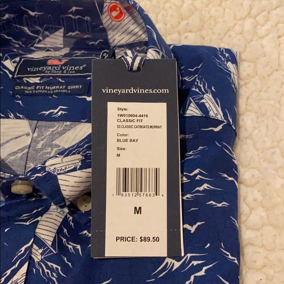 Button up Vineyard vines t-shirt - Picture 2 of 3